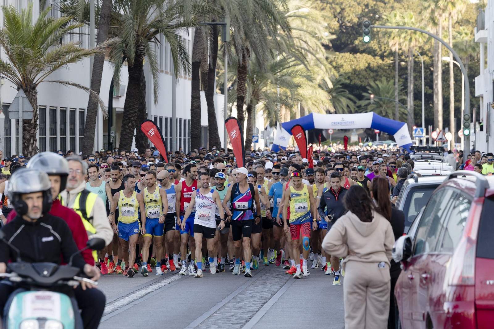 Búscate en las imágenes de la "II Media Maratón Ciudad de Cádiz"