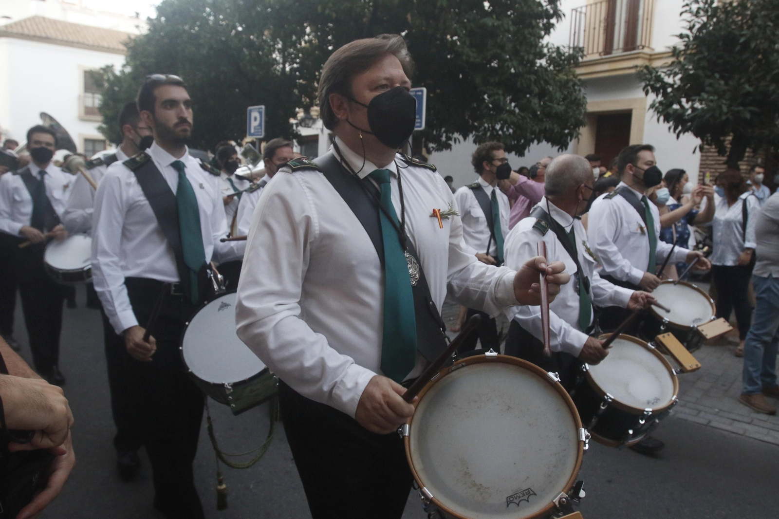 La procesión de la Divina Pastora de Capuchinos de Córdoba, en imágenes