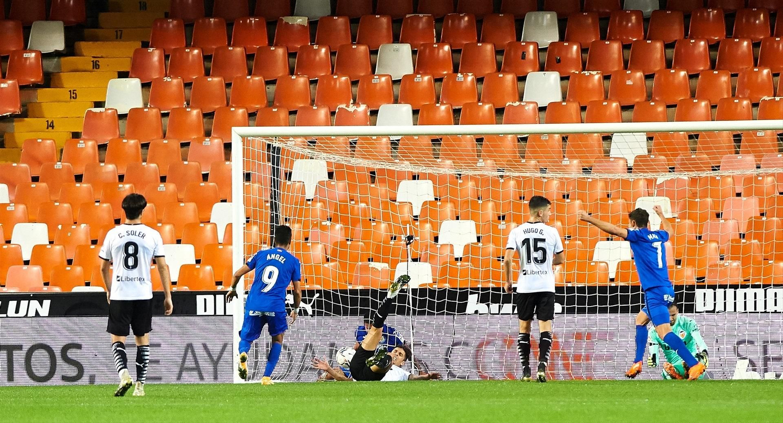 Las fotos de la carrera de Cucho Hernández