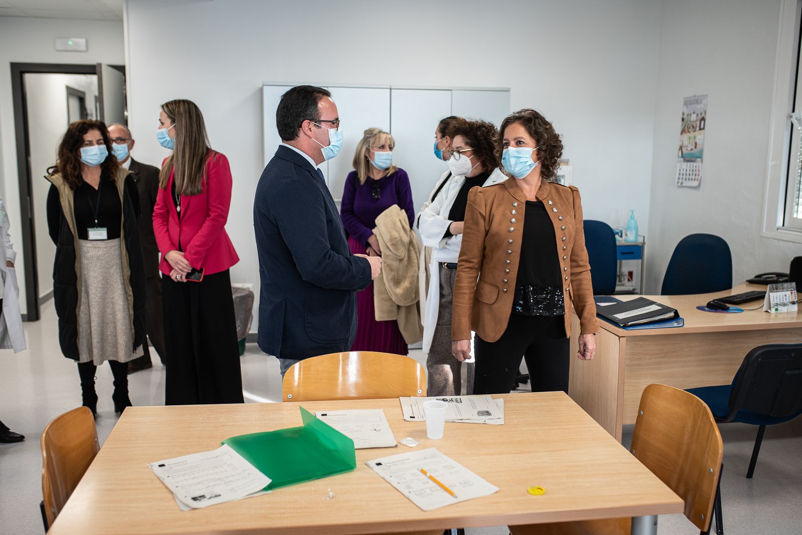 La consejera de Salud y Consumo, inaugura la reforma del área de Salud Mental del Hospital Vázquez Díaz, en imágenes