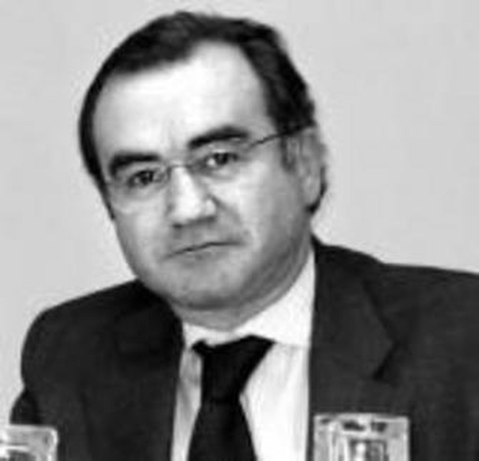 Paco Cuervas, en una foto retrospectiva junto a Del Nido y Pepe Alfaro.