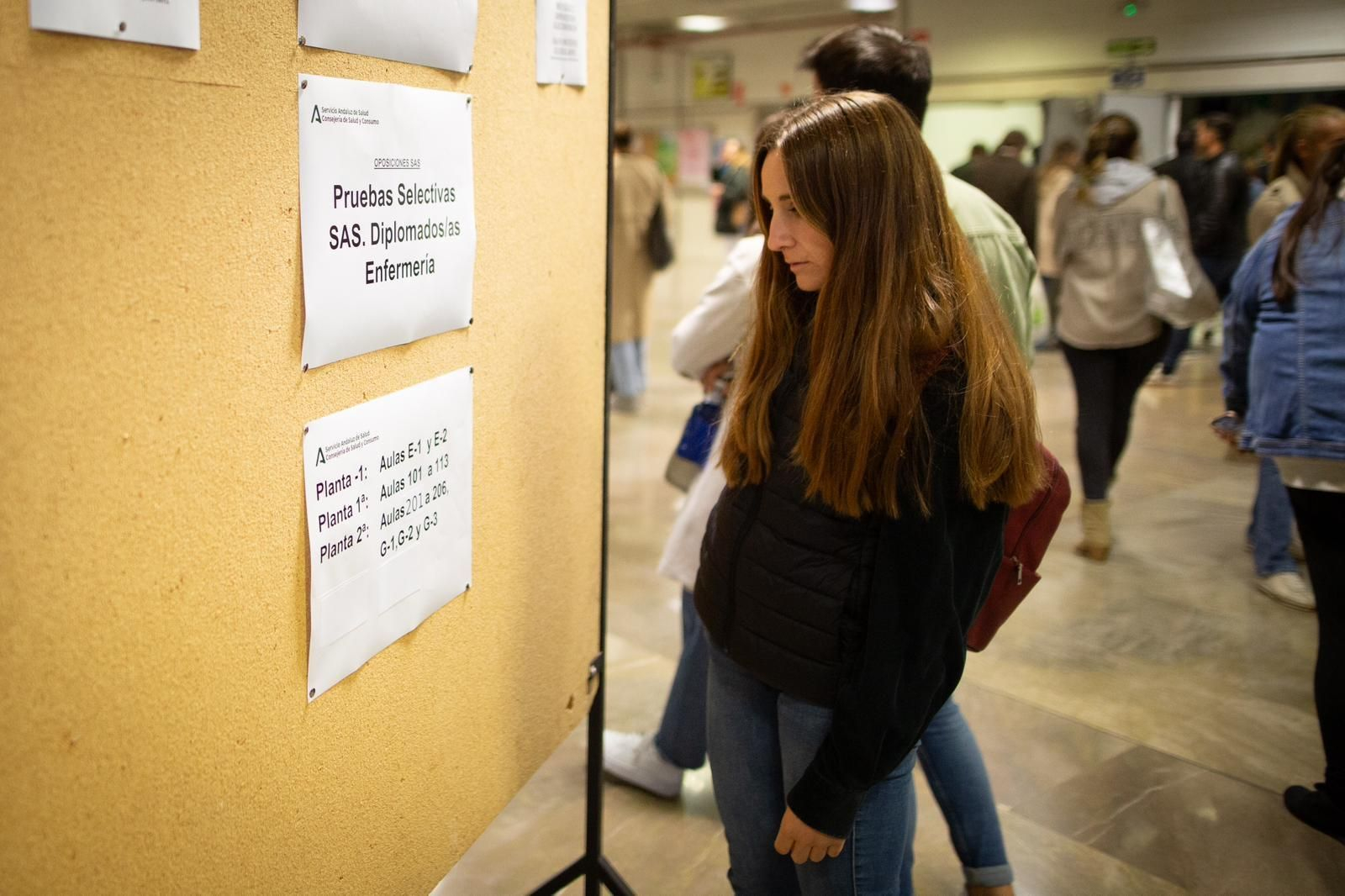 Las imágenes de los primeros exámenes de las oposiciones del SAS en Granada