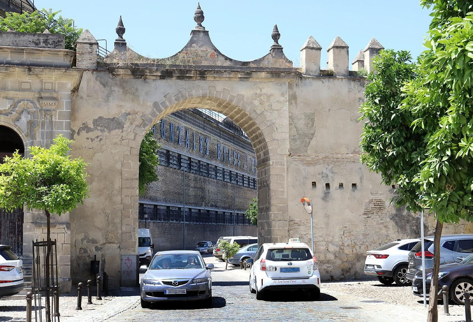 Imagen del arco del Arroyo en Jerez