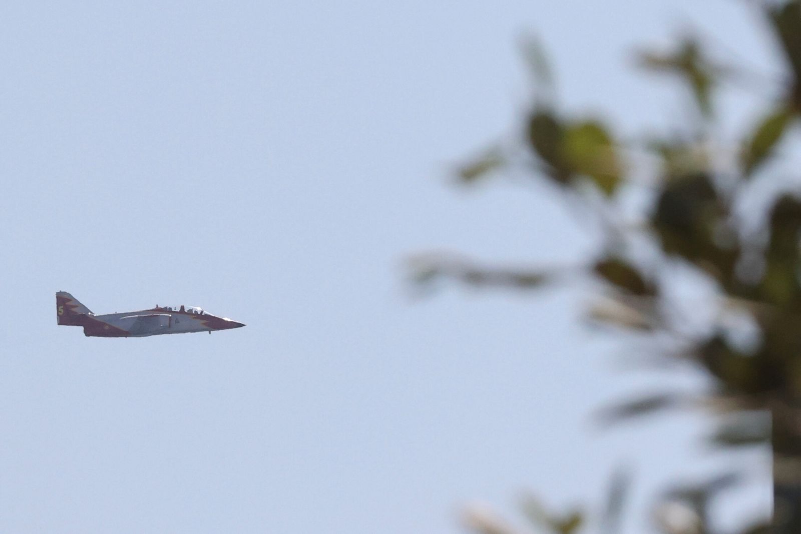 Exhibiciones en la jornada inaugural del Festival Aéreo de Torre del Mar