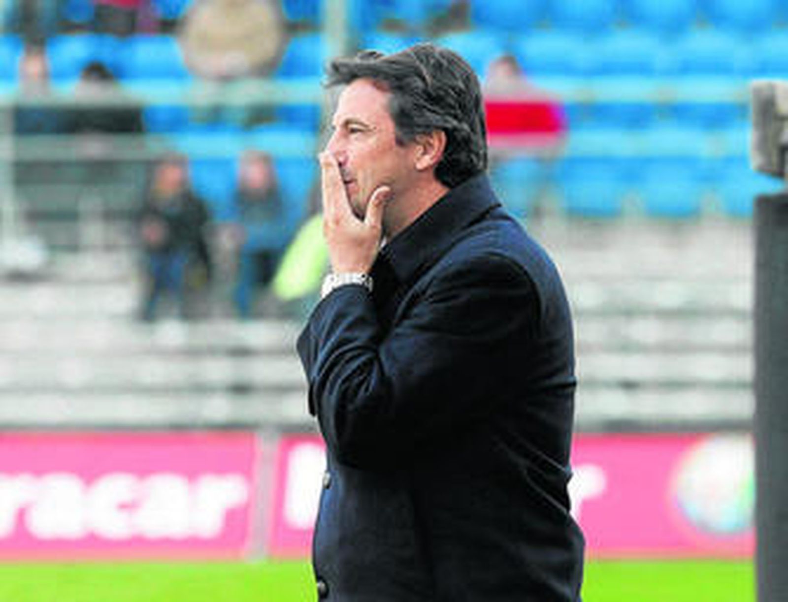 Jose González es el entrenador con más partidos consecutivos sin perder en Segunda B en el banquillo del Cádiz.