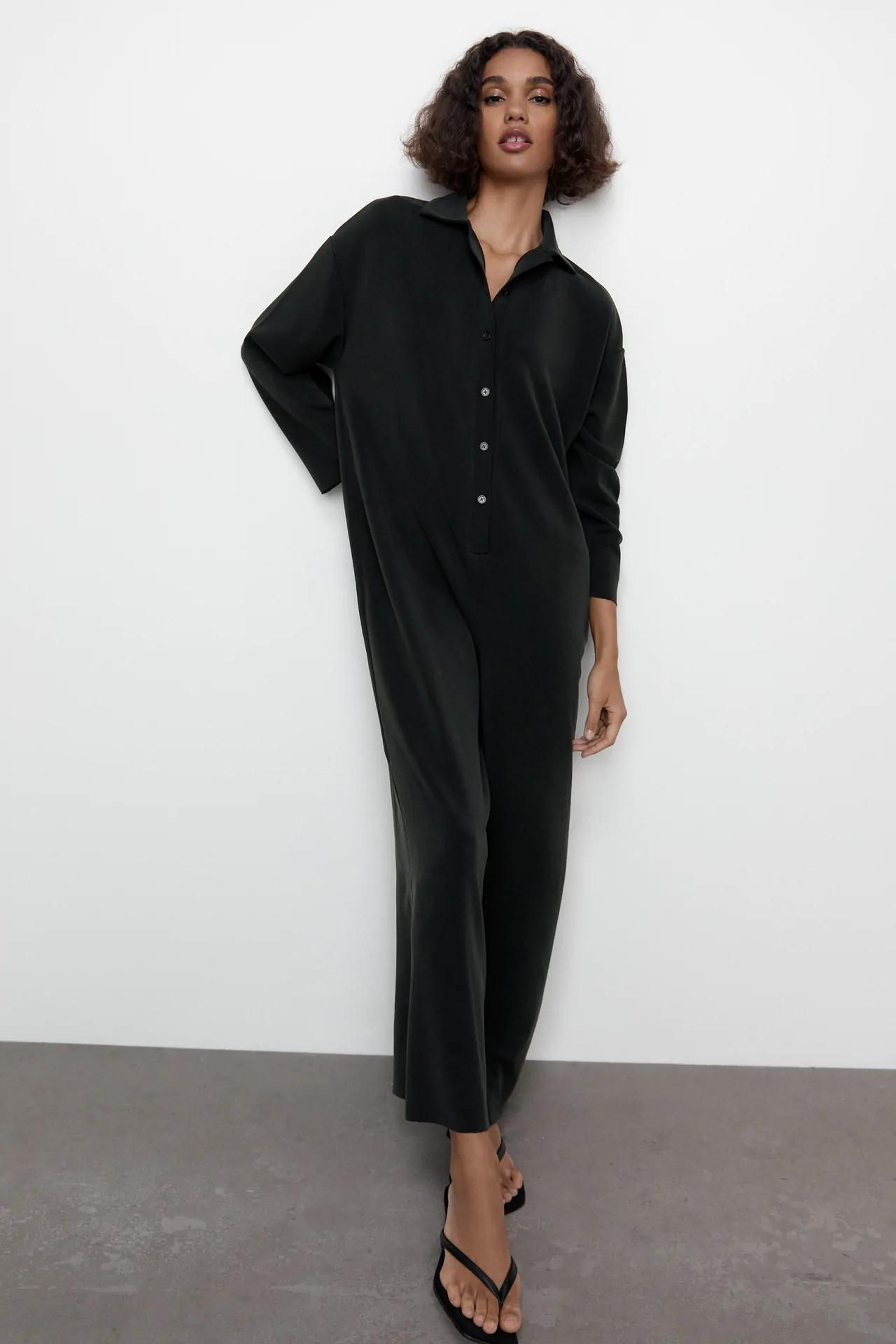 El mono 'oversize' de Zara.