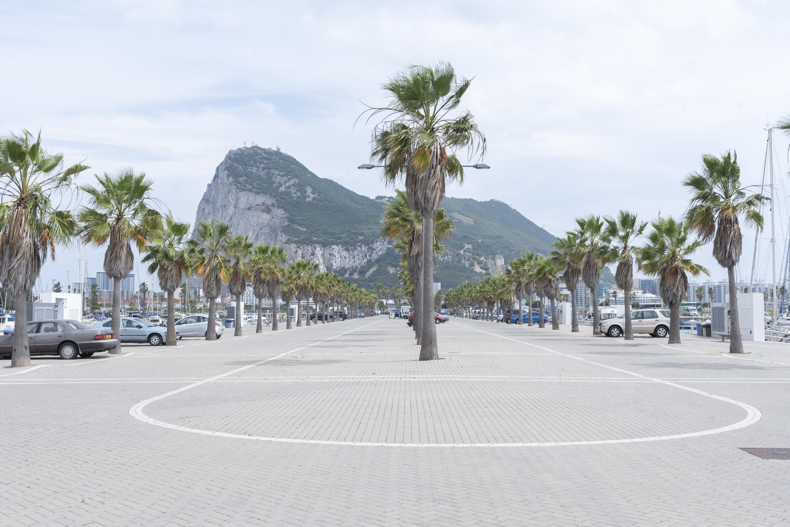 Fotos del puerto deportivo de Marina Alcaidesa en La Línea