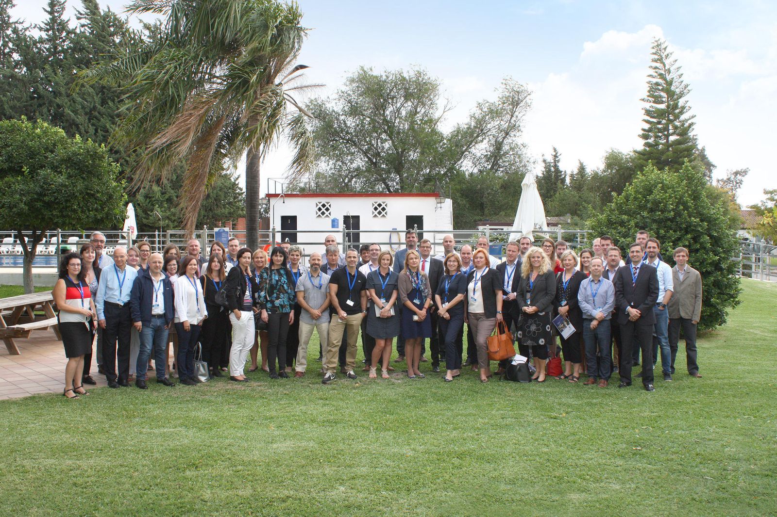 Miembros de las más de treinta empresas de navegación posan en las instalaciones de FTEJerez.