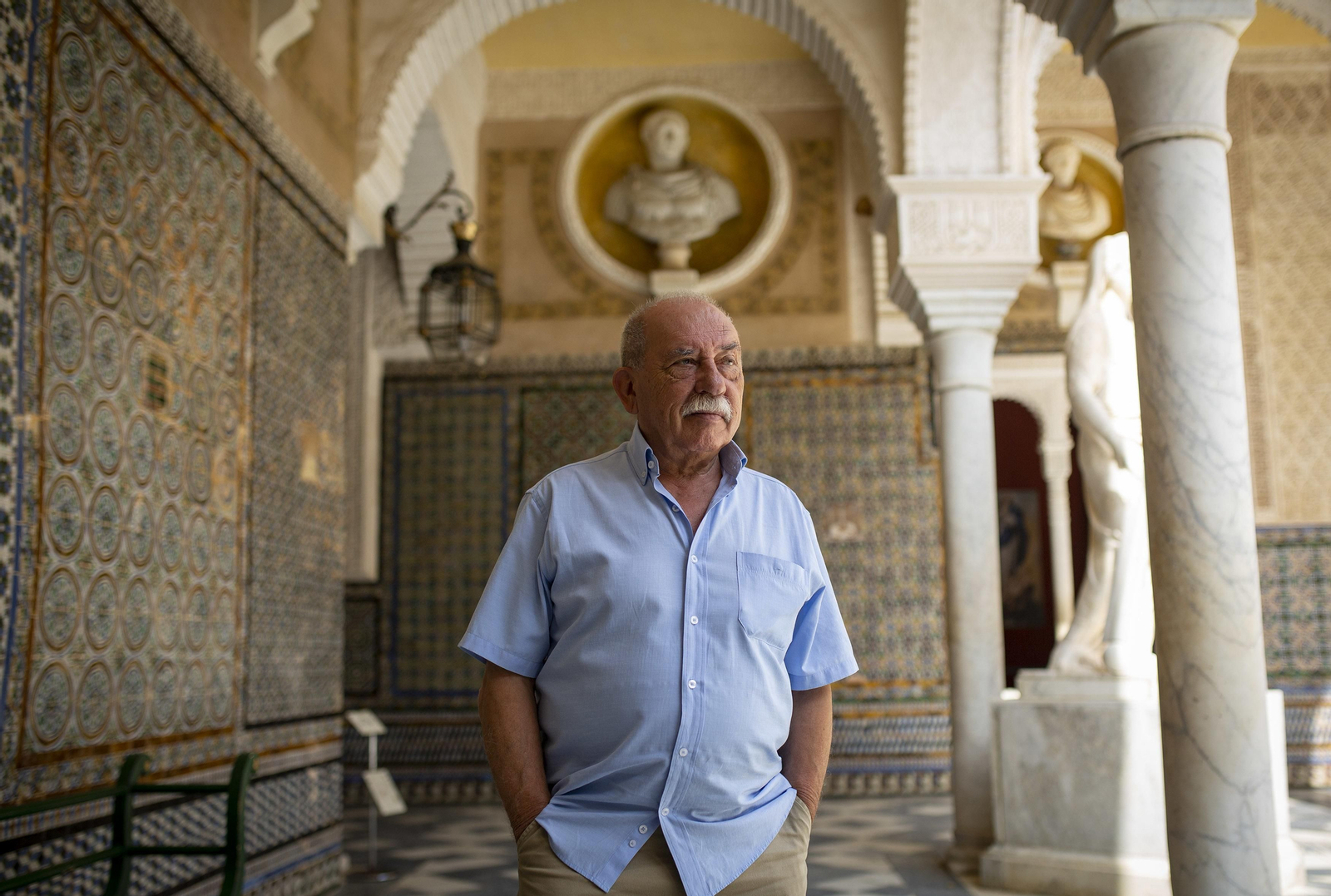 Antonio Zoido (Monesterio, Badajoz, 1944) en la Casa Pilatos.