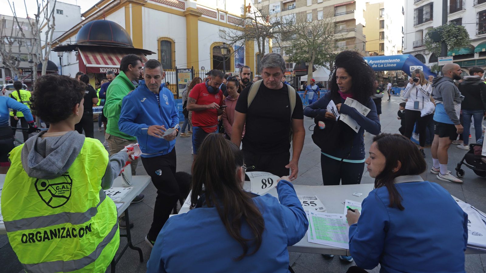 Fotos de la IX Carrera Popular de la Inmaculada en La Línea