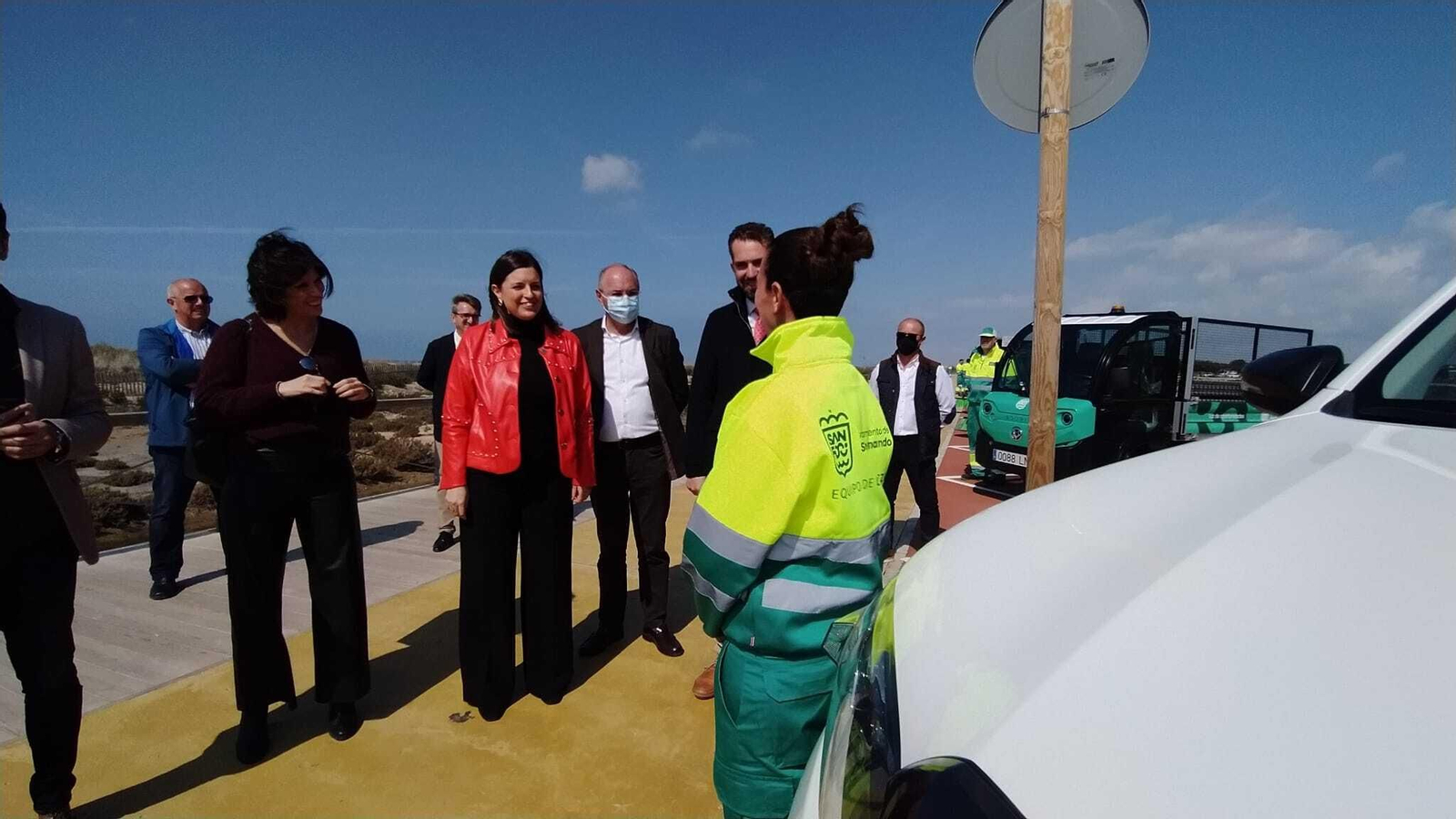 Presentada la nueva flota de vehículos de los servicios de limpieza en San Fernando