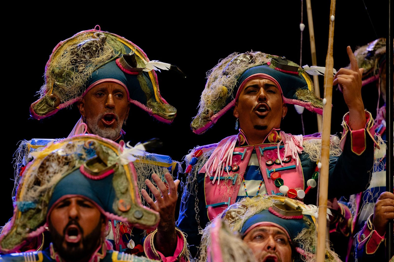 Búscate entre las mejores imágenes de la sexta sesión de cuartos de final del COAC 2026