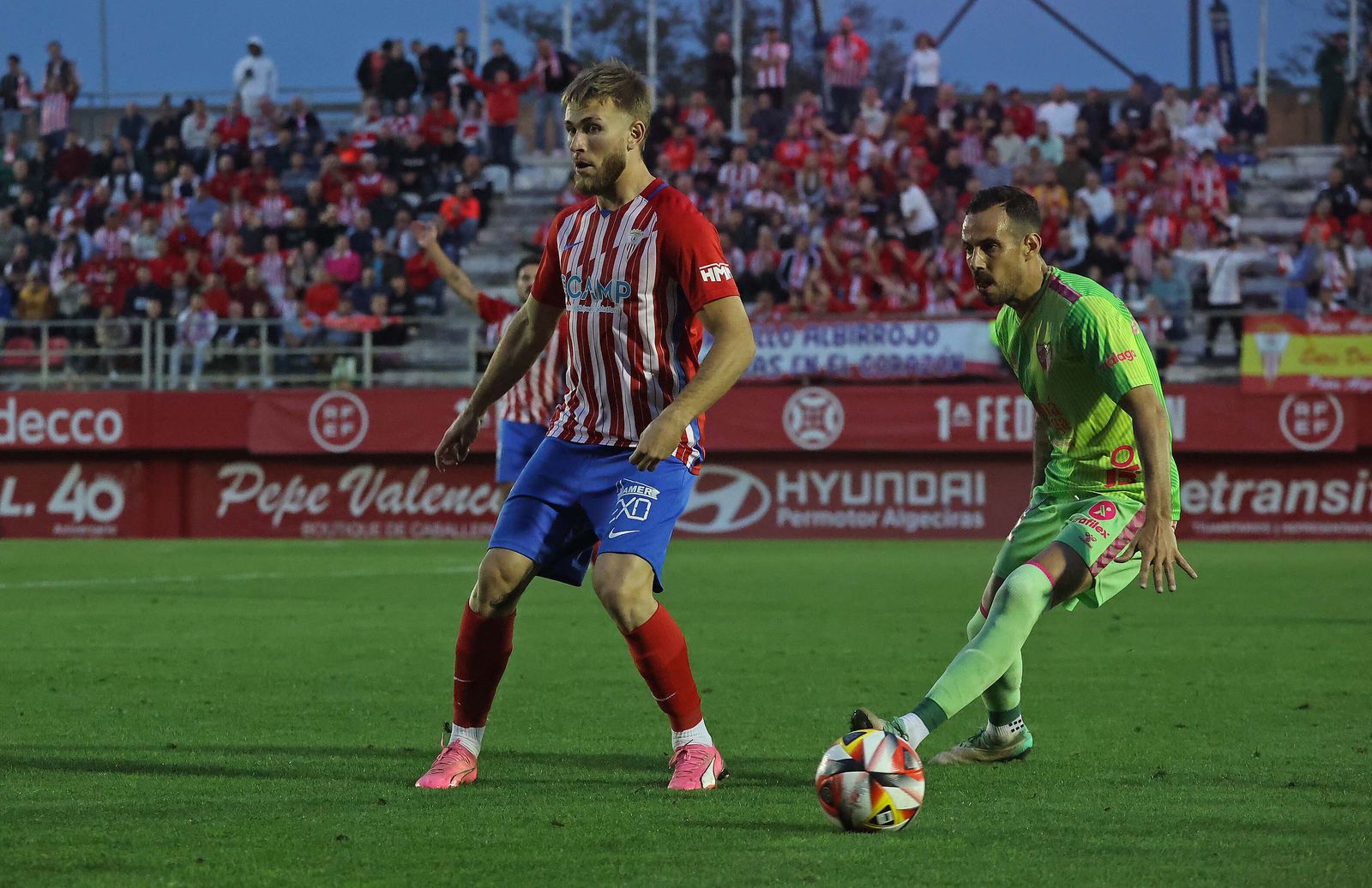 Las mejores fotos del Algeciras - Málaga de Primera RFEF