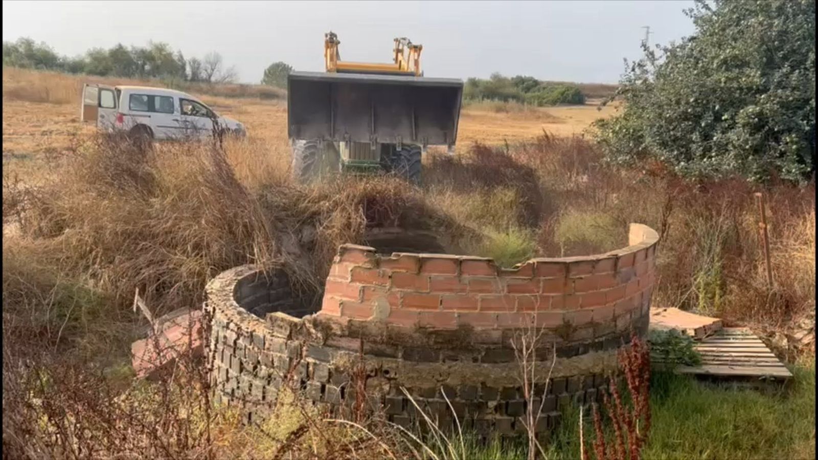 Un pozo ilegal clausurado en Doñana