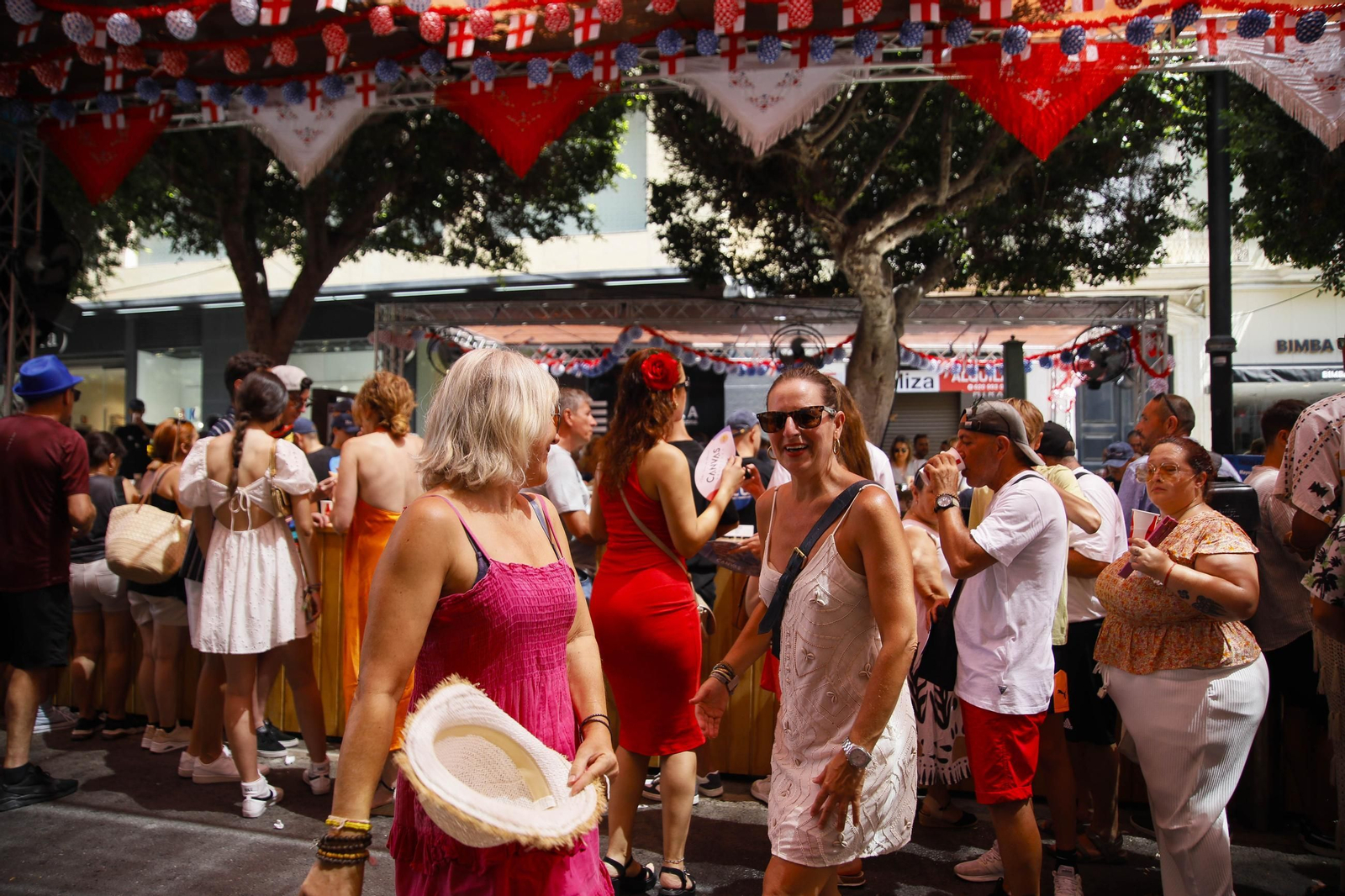 Las mejores imágenes del viernes en la feria del mediodía de Almería