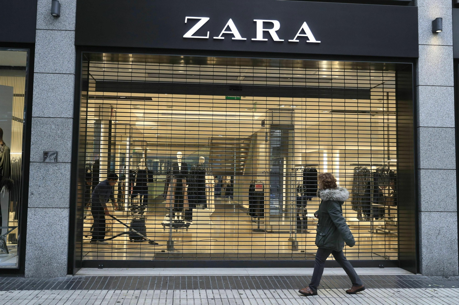 Una tienda en Madrid de la enseña Zara, estandarte del grupo Inditex Una tienda en Madrid de la enseña Zara, estandarte del grupo Inditex