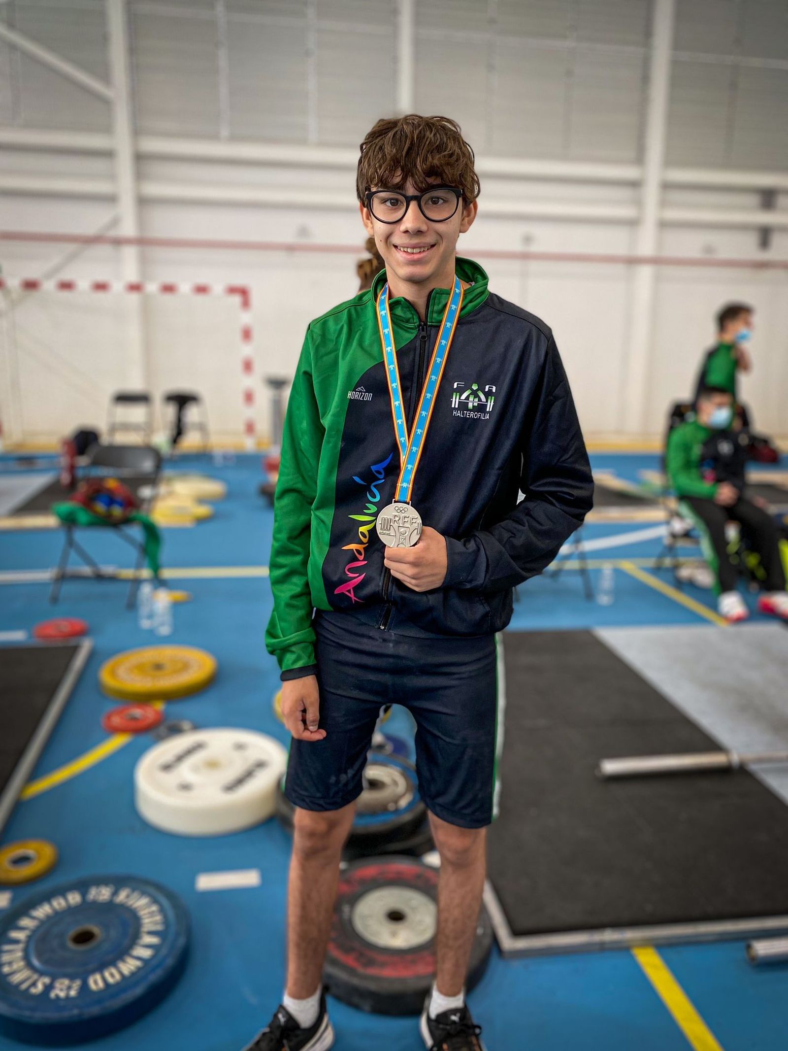 Juanma Loaiza, con la medalla.