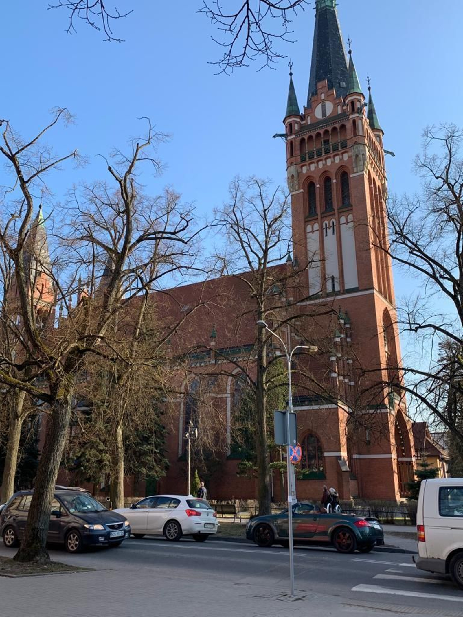 La iglesia en la que se celebran los vía crucis.