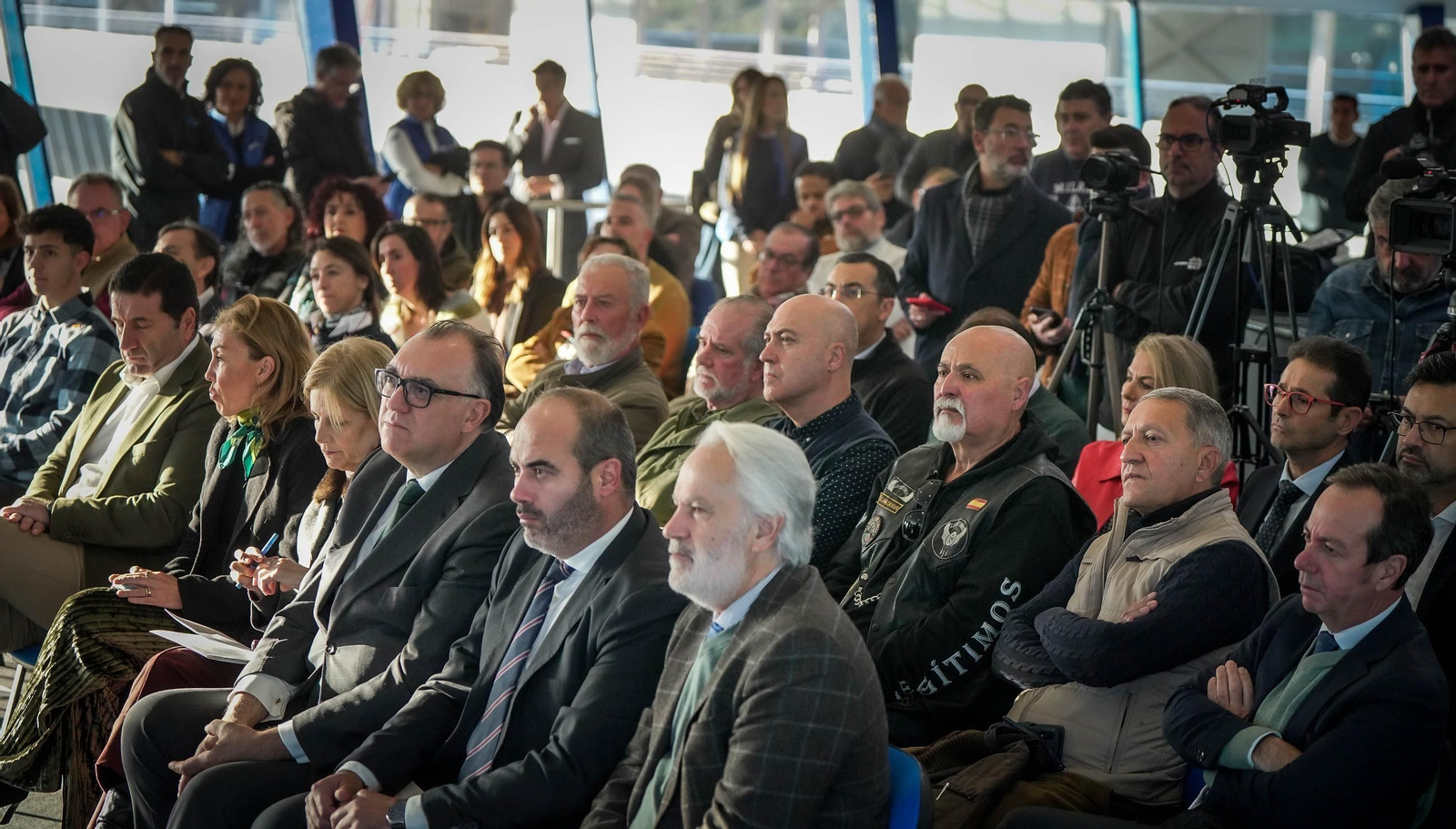 Imágenes de la presentación del libro '40 años Cabalgando' en el Circuito de Jerez