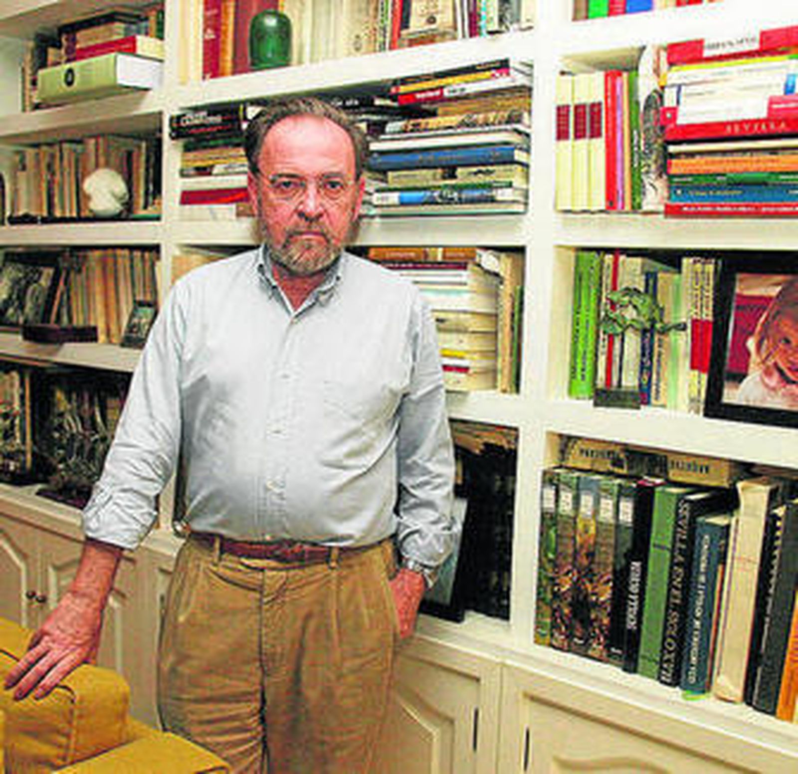 El escritor y periodista Antonio Burgos, en una imagen de archivo.