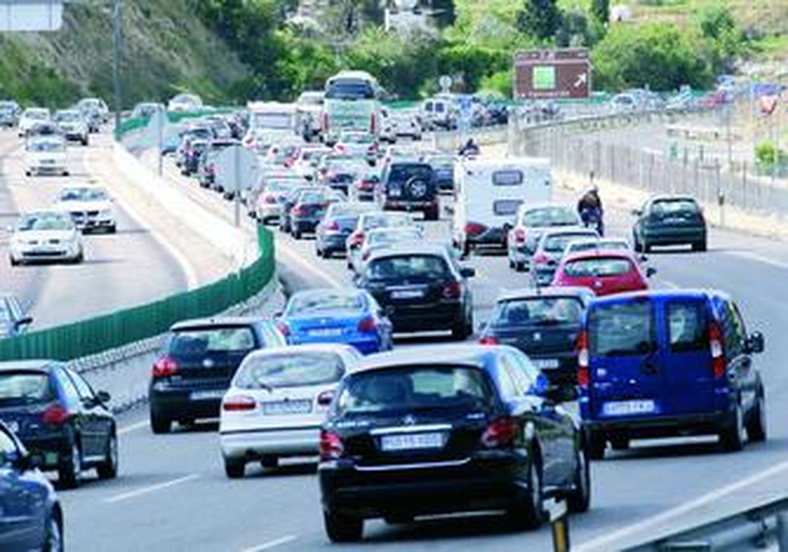 Tráfico prevé más de 14,4 millones de desplazamientos en Semana Santa