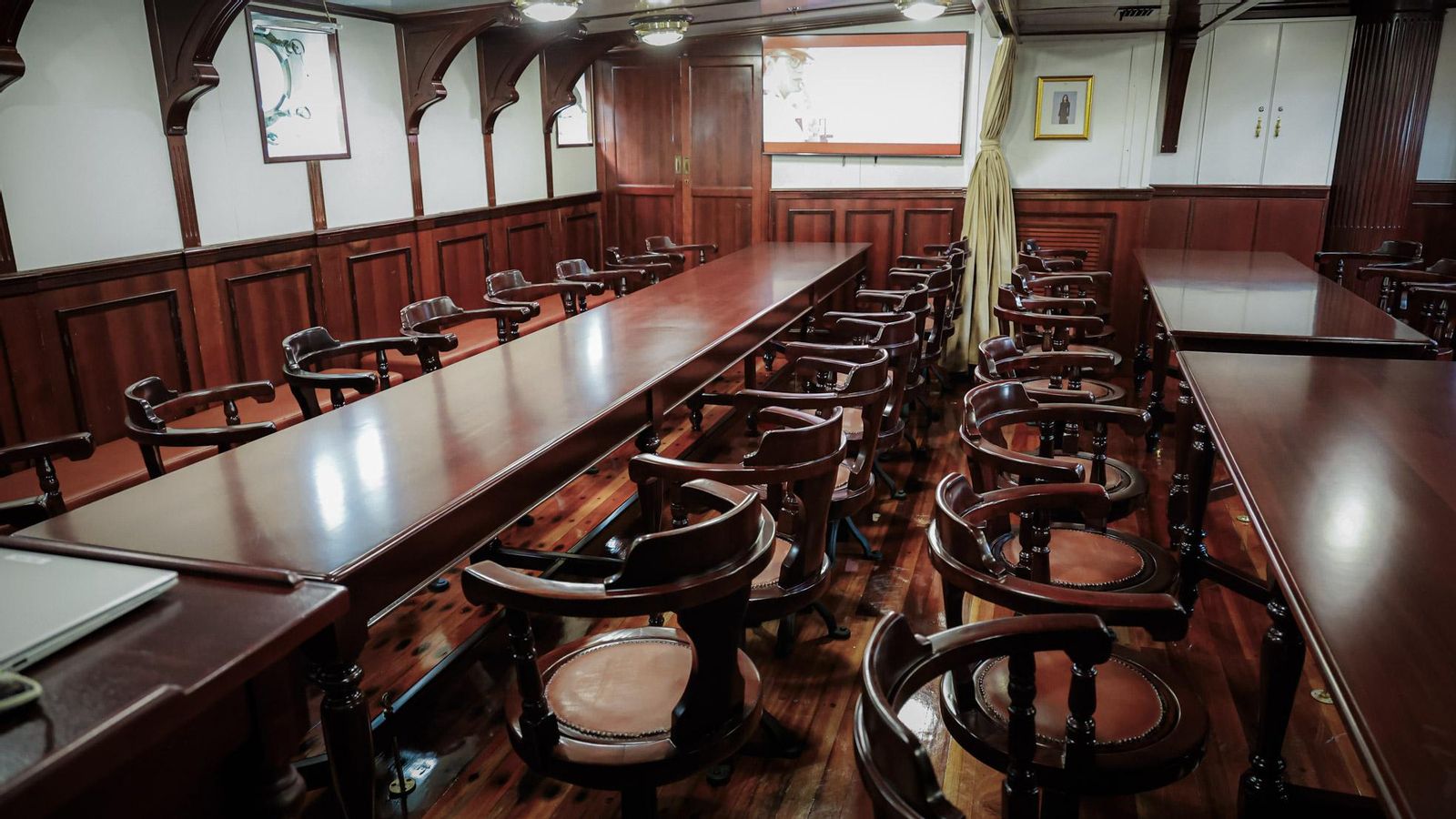 Las imágenes del renovado 'Juan Sebastián de Elcano': Un paseo por el buque escuela