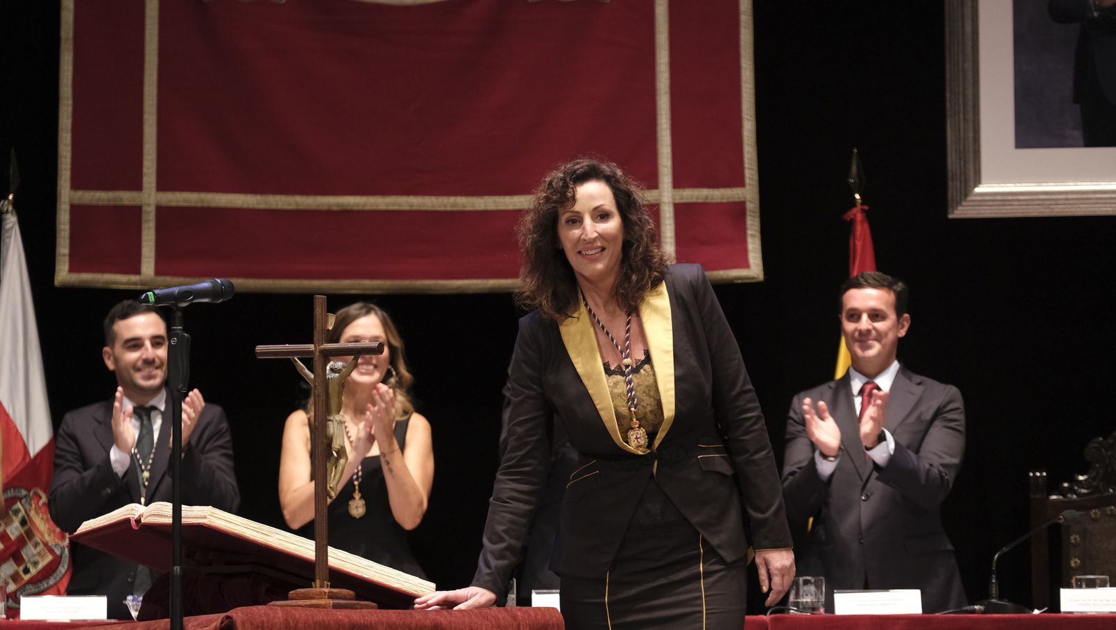 Imágenes de la investidura como Alcaldesa de Almería, de María del Mar Vázquez Agüero