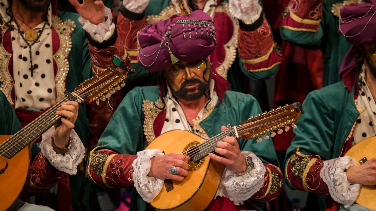 Búscate entre las mejores imágenes de la decimoséptima sesión preliminares del COAC 2025