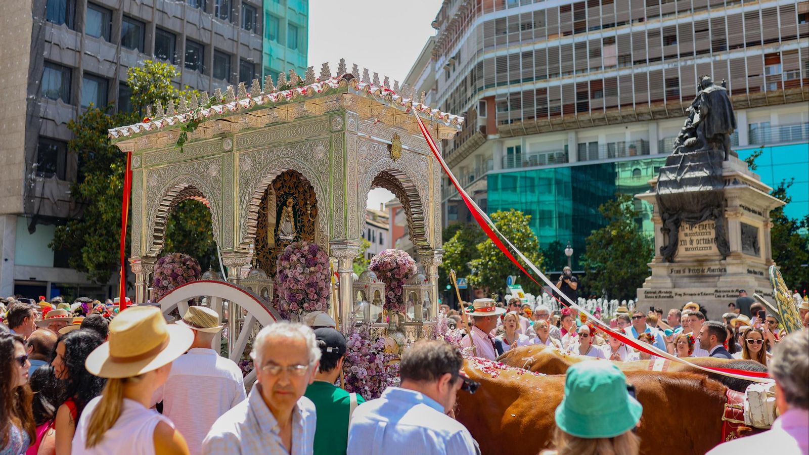 Salida de la Hermandad Filial del Rocío de Granada, Mayo 2025 Salida de la Hermandad Filial del Rocío de Granada, Mayo 2025