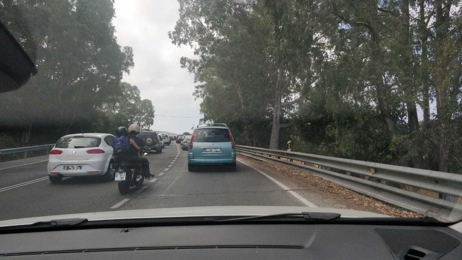 Una jornada de retenciones en la N-340 en dirección a Tarifa