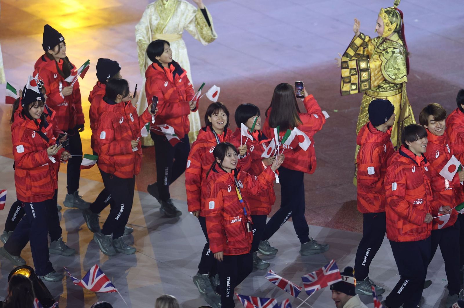 Las mejores fotos de los Juegos Olímpicos de invierno Milán Cortina d'Ampezzo 2026 | Ceremonia de clausura y jornada 17 y última