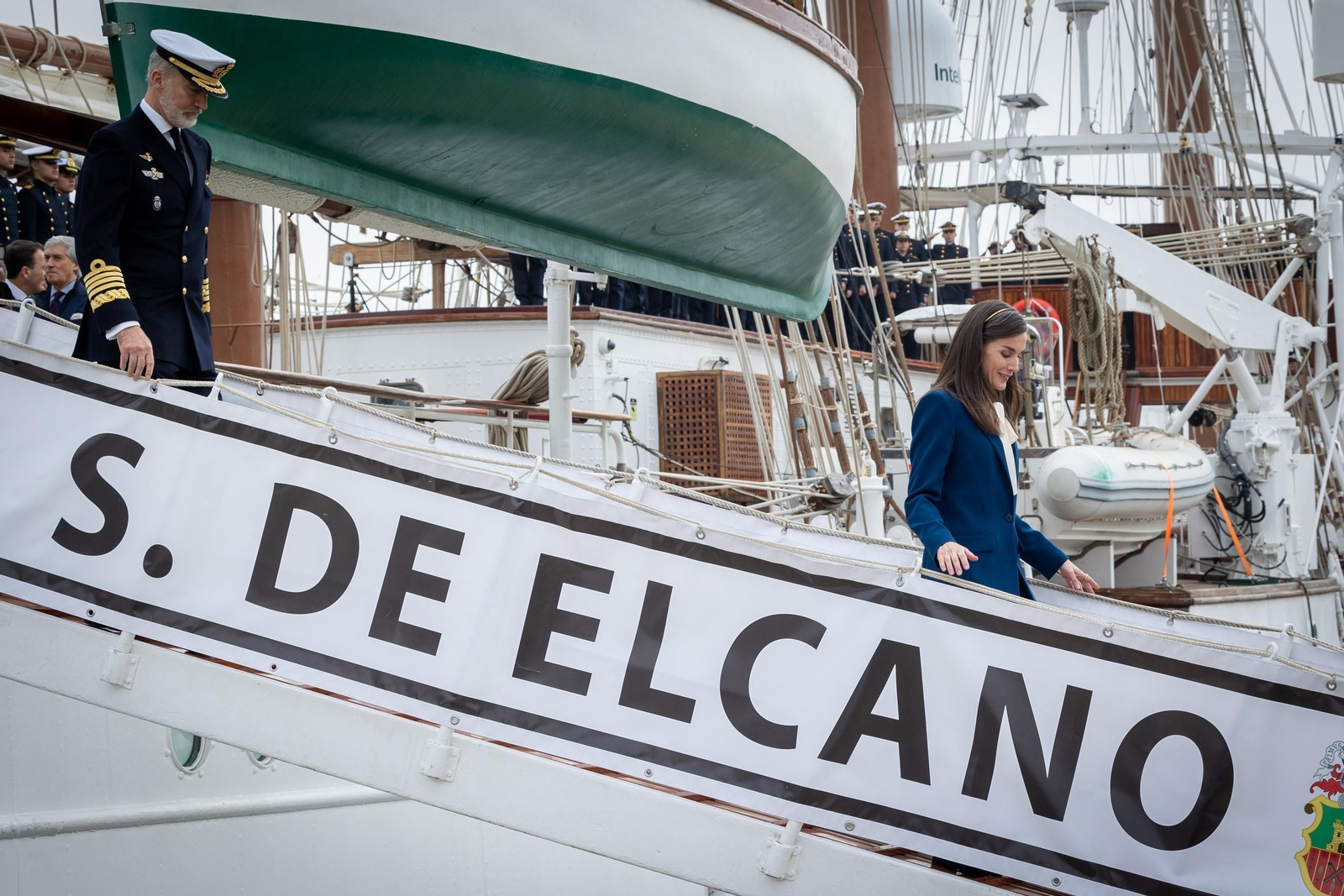 Imágenes de la despedida del 'Elcano' desde Cádiz con la Princesa Leonor como guardiamarina Imágenes de la despedida del 'Elcano' desde Cádiz con la Princesa Leonor como guardiamarina