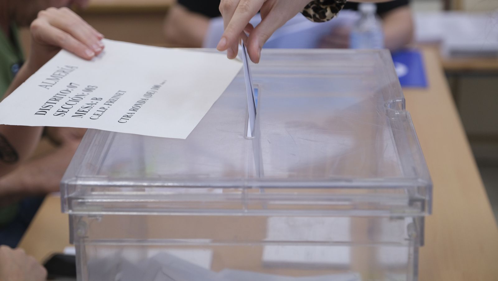 Imágenes de las votaciones en las Elecciones Municipales 2023, en Almería capital