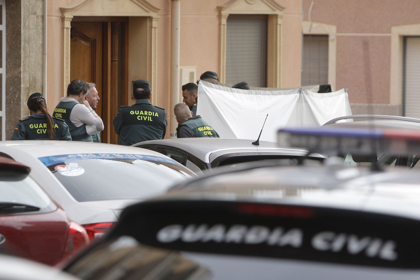 Policía Judicial en el domicilio de la víctima