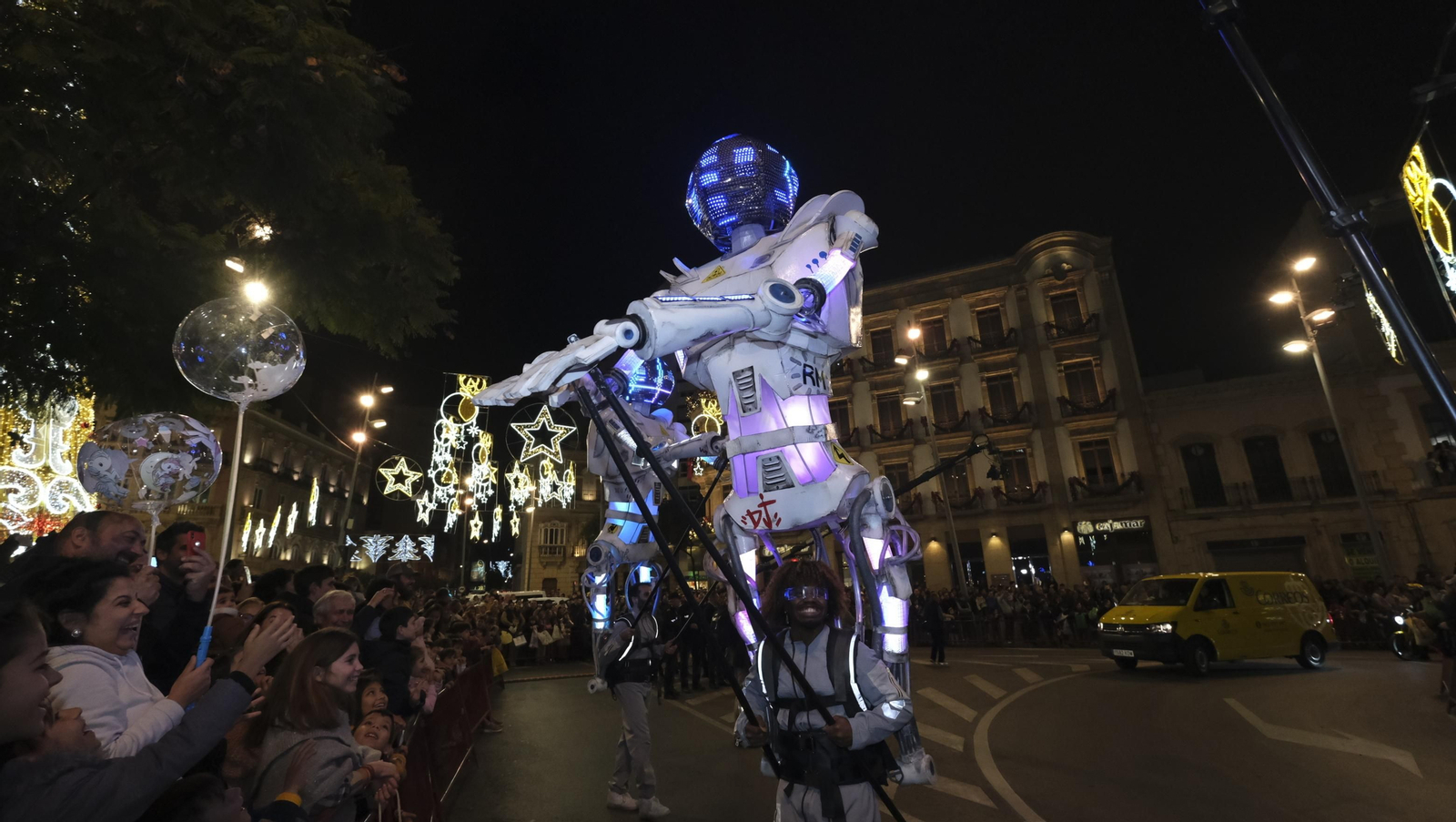 Imágenes de la Cabalgata de los Reyes Magos en Almería