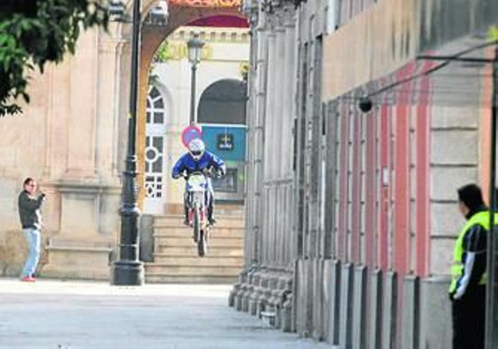 Ensayo general de una escena de acción de la nueva película de Tom Cruise y Cameron Diaz.