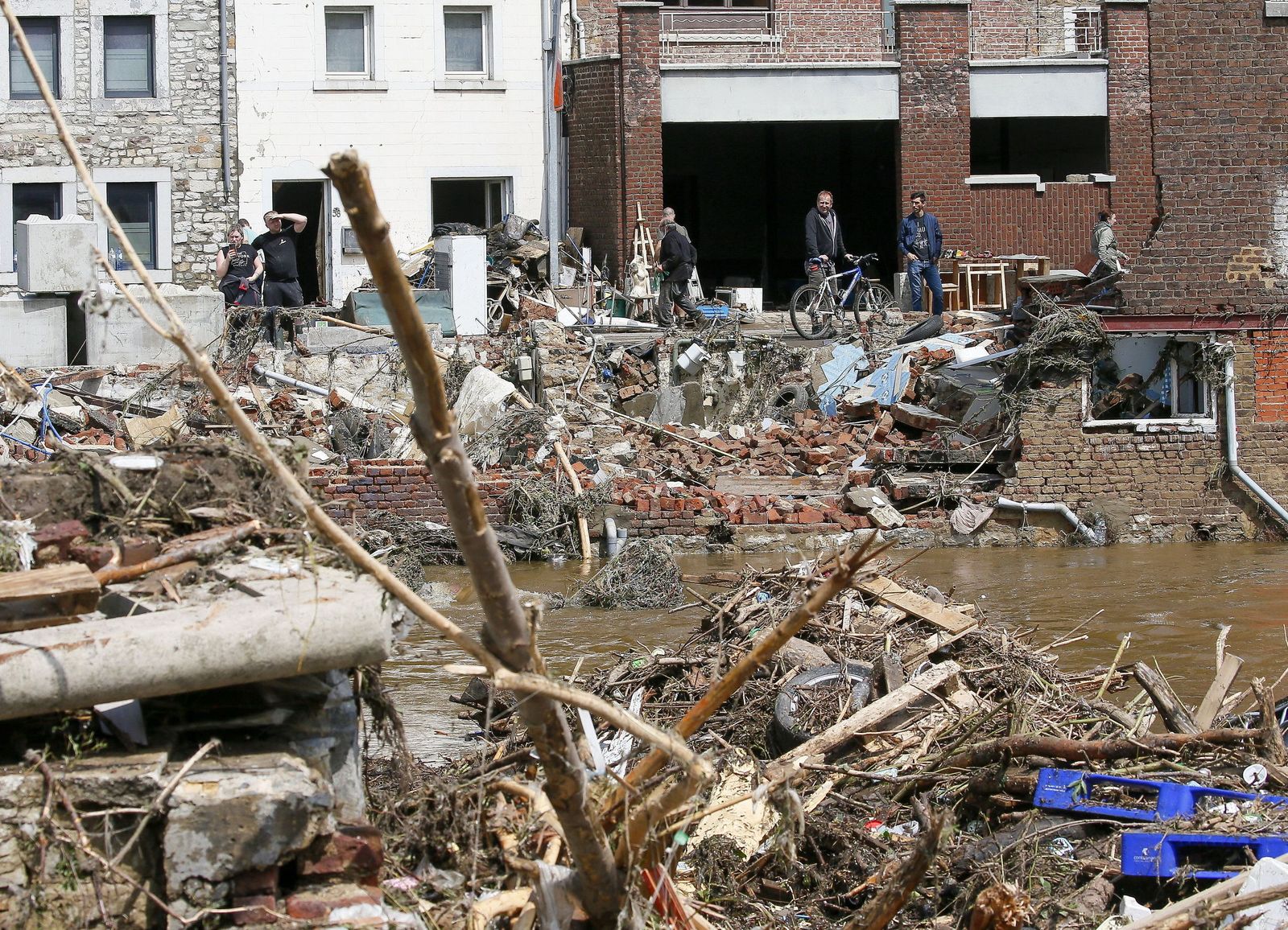 Destrozos por las inundaciones en Pepinster, Bélgica.