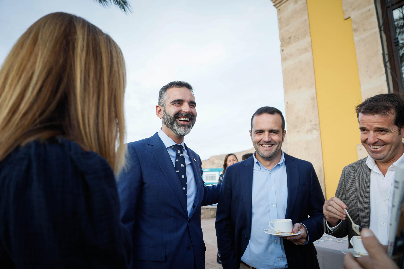 Imágenes del desayuno informativo