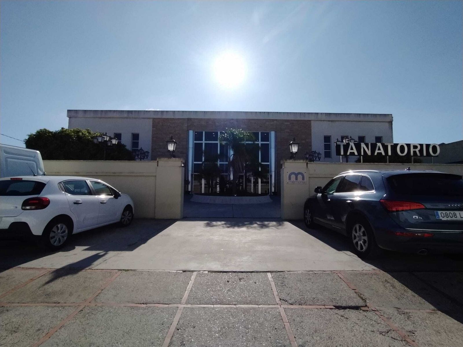 Tanatorio de San Fernando, situado en el polígono de Fadricas I.