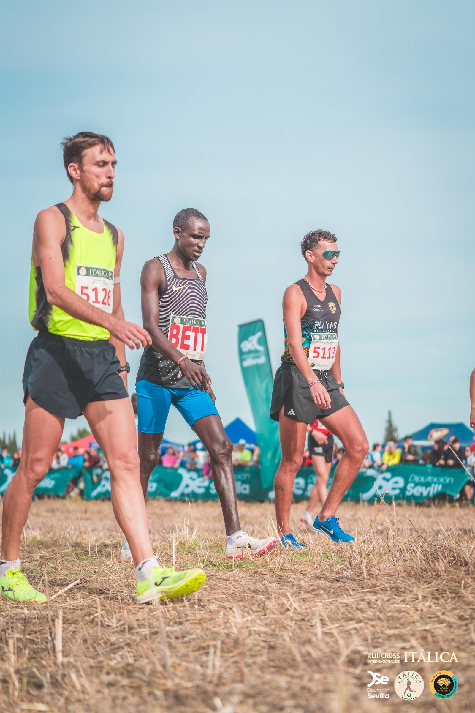 Búscate en las fotos del Cross de Itálica 2025 | 12