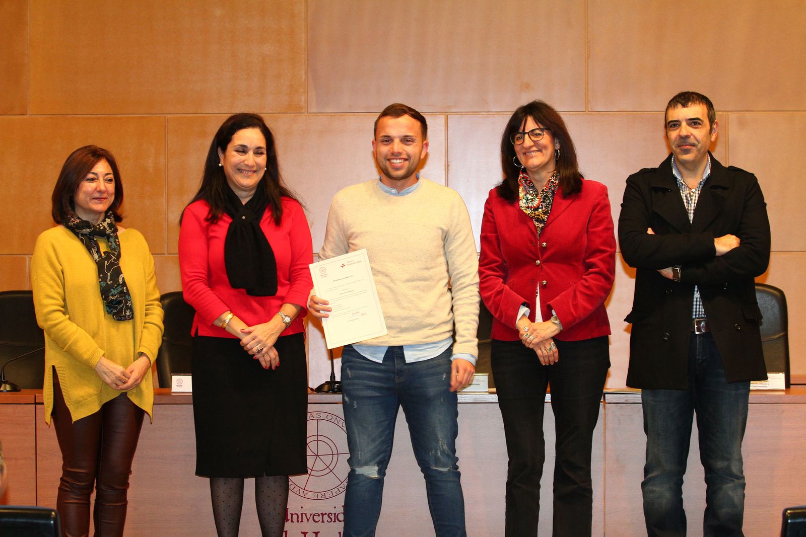 entrega los Premios 'Alumno 10c' de la cátedra Fundación Cepsa