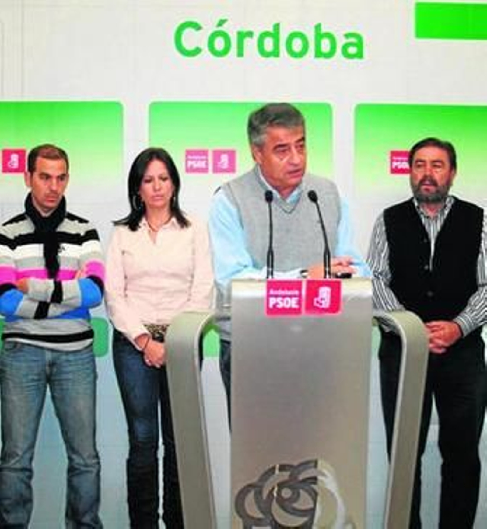 González, durante su intervención en la sede provincial del PSOE.