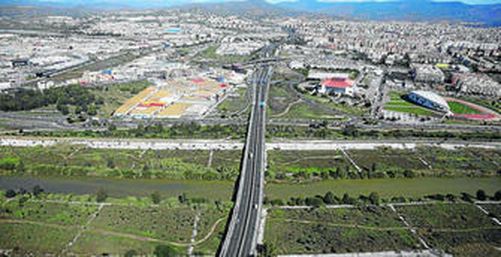 Puente de la antigua N-340 sobre el río Guadalhorce.