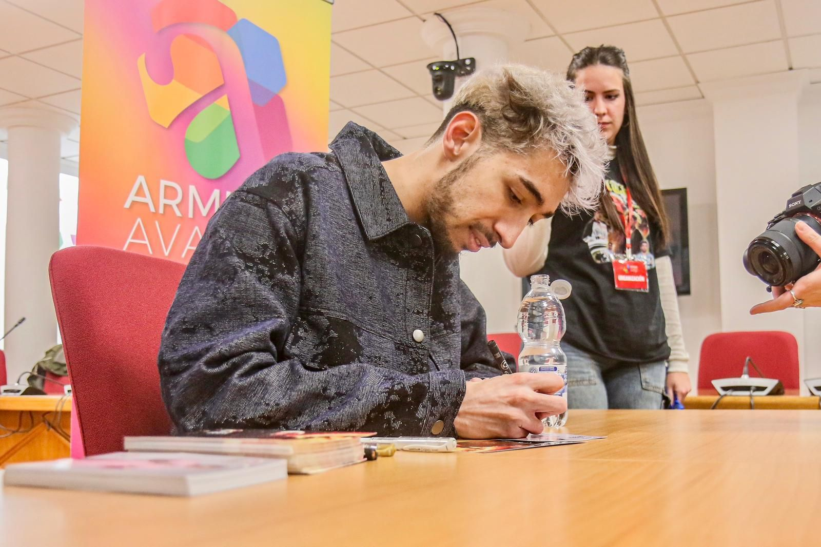 Así ha sido el recibimiento a Paul Thin en Armilla