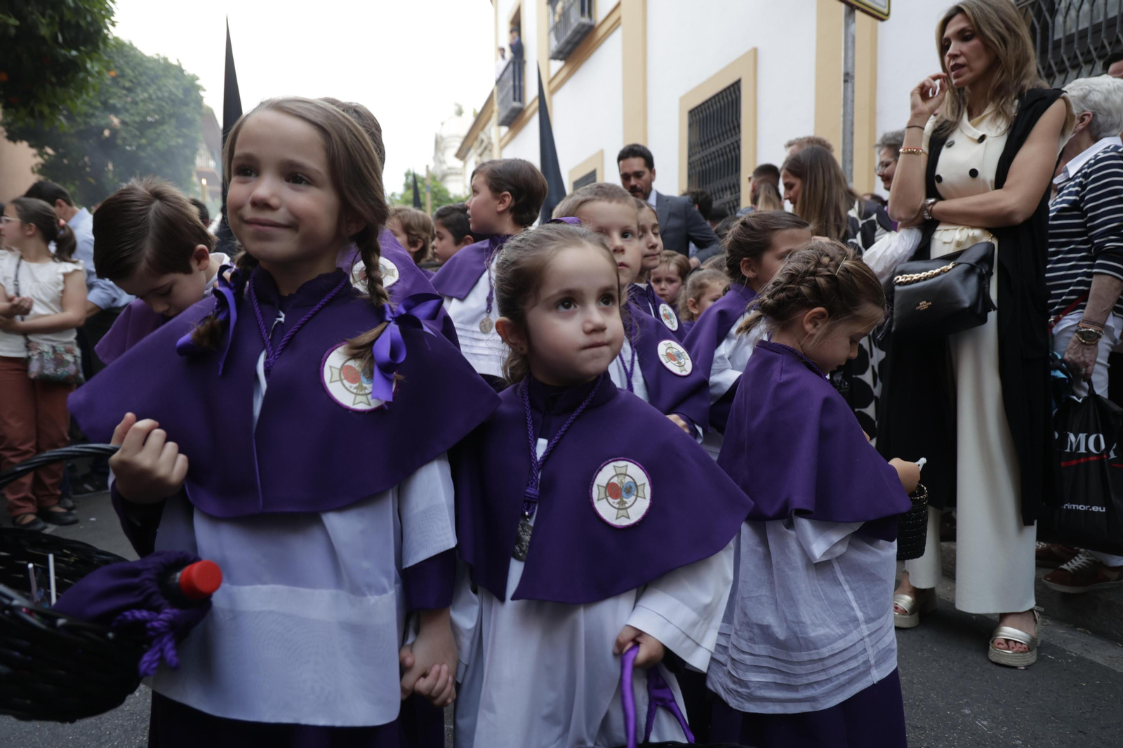 La salida de la Hermandad de las Penas en imágenes