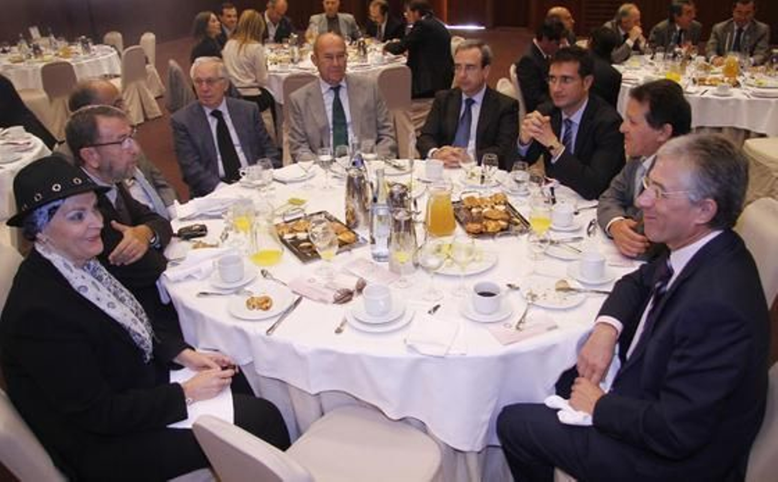 Araceli Carrillo, Manuel Gracia, Juan Manuel Suárez Japón, José Luis Ballester, Francisco Ferraro, Juan Carlos Fernández, Javier Chaparro, José Luis Blanco y Sebastián Cano.

Foto: Juan Carlos V?uez / Victoria Hidalgo