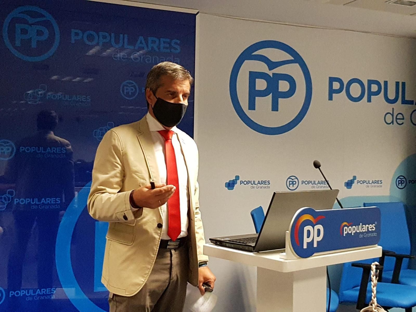 El portavoz del PP en el Ayuntamiento de Granada, César Díaz