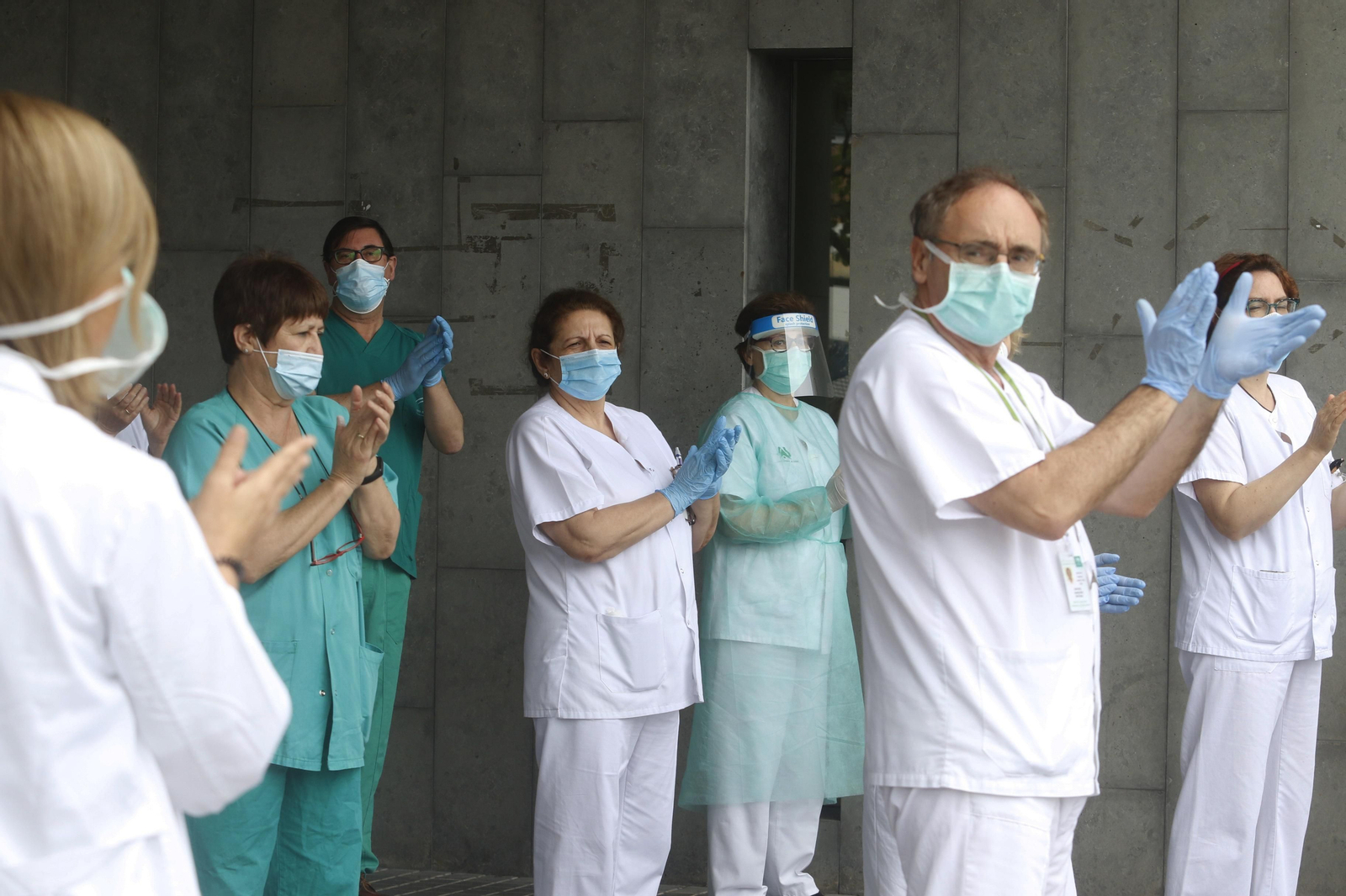 Las fotos del homenaje a los médicos fallecidos por el coronavirus celebrado en Córdoba Las fotos del homenaje a los médicos fallecidos por el coronavirus celebrado en Córdoba