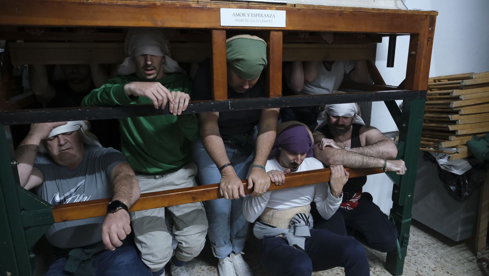 Las fotos del ensayo de Estudiantes para la Semana Santa de Almería 2026