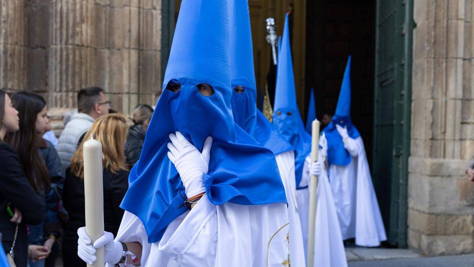 Los jiennenses se recrean con la cofradía de los Estudiantes un nuevo Lunes Santo
